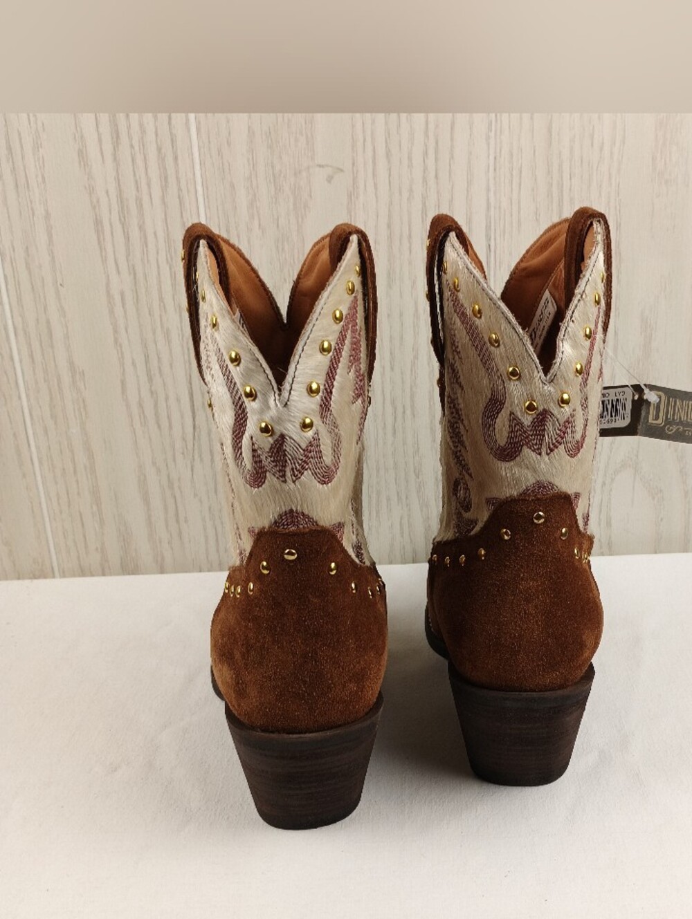 Dingo Rodeo Queen Brown and white sz 11 Med ankle boot calf hair NWT - Picture 4 of 8